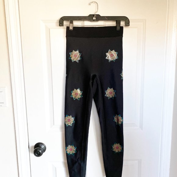 Ultracor Christian Lacroix leggings - RARE - Size Small - Picture 5 of 7
